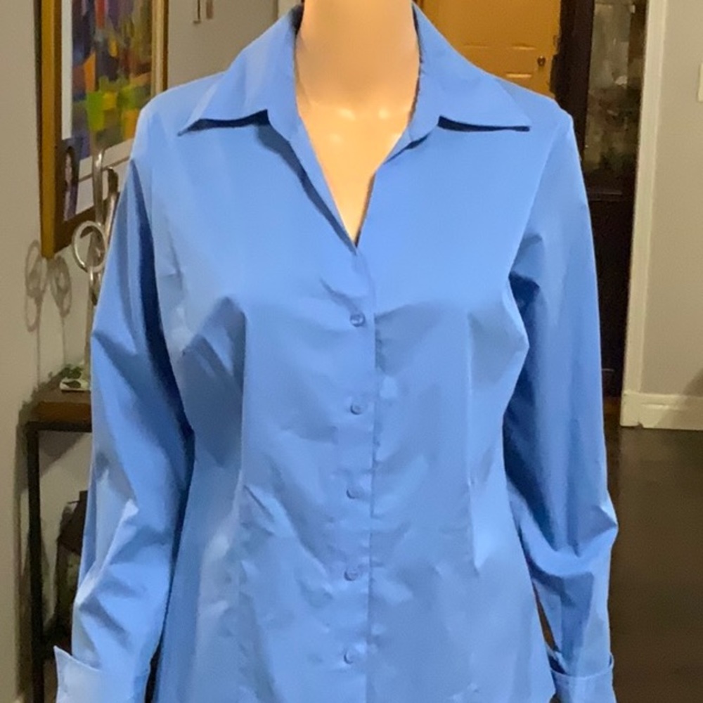 NWT WOMEN’S WORTHINGTON BUTTON DOWN BLOUSE SIZE 10